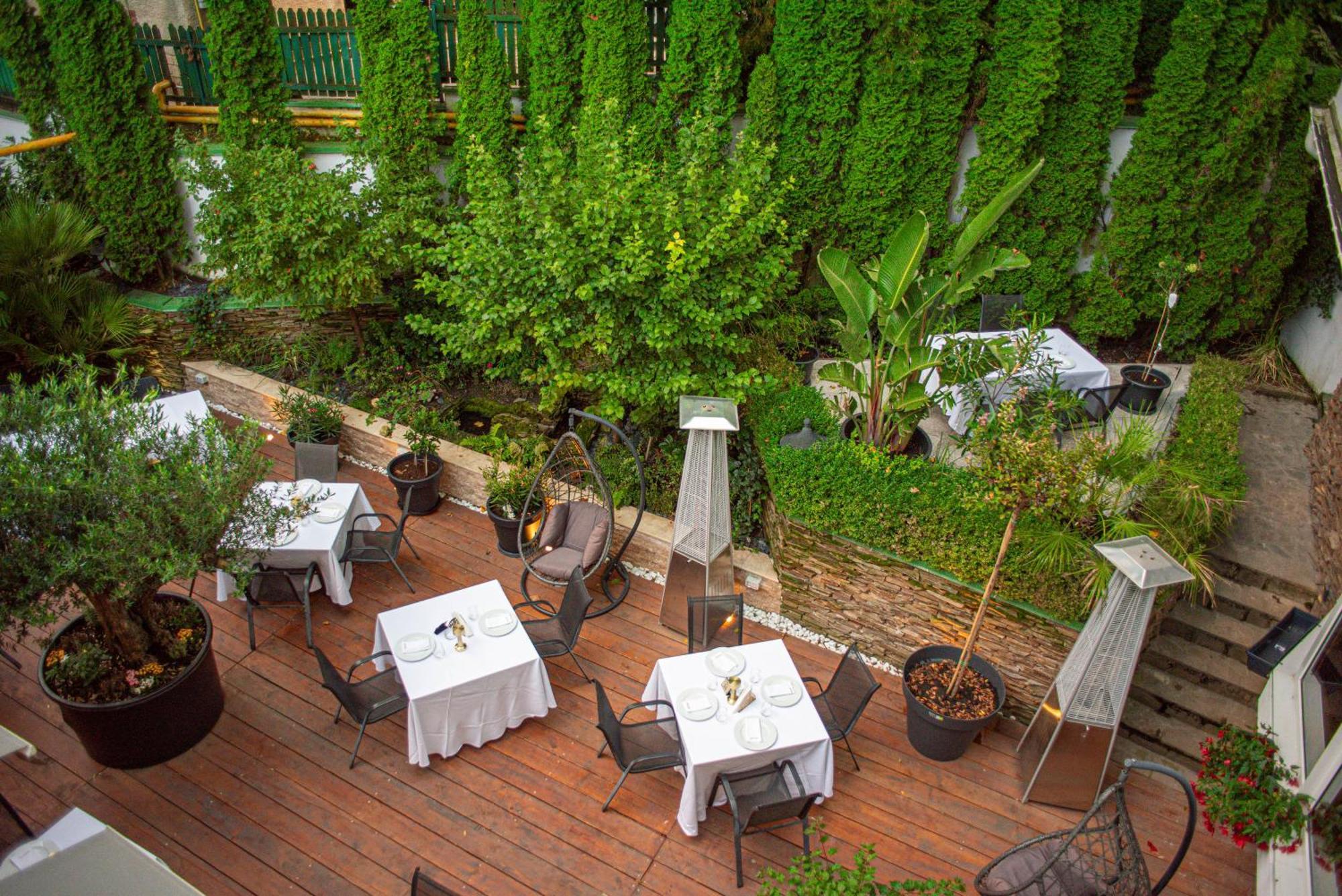 Hotel Carpathia Sinaia Exterior foto
